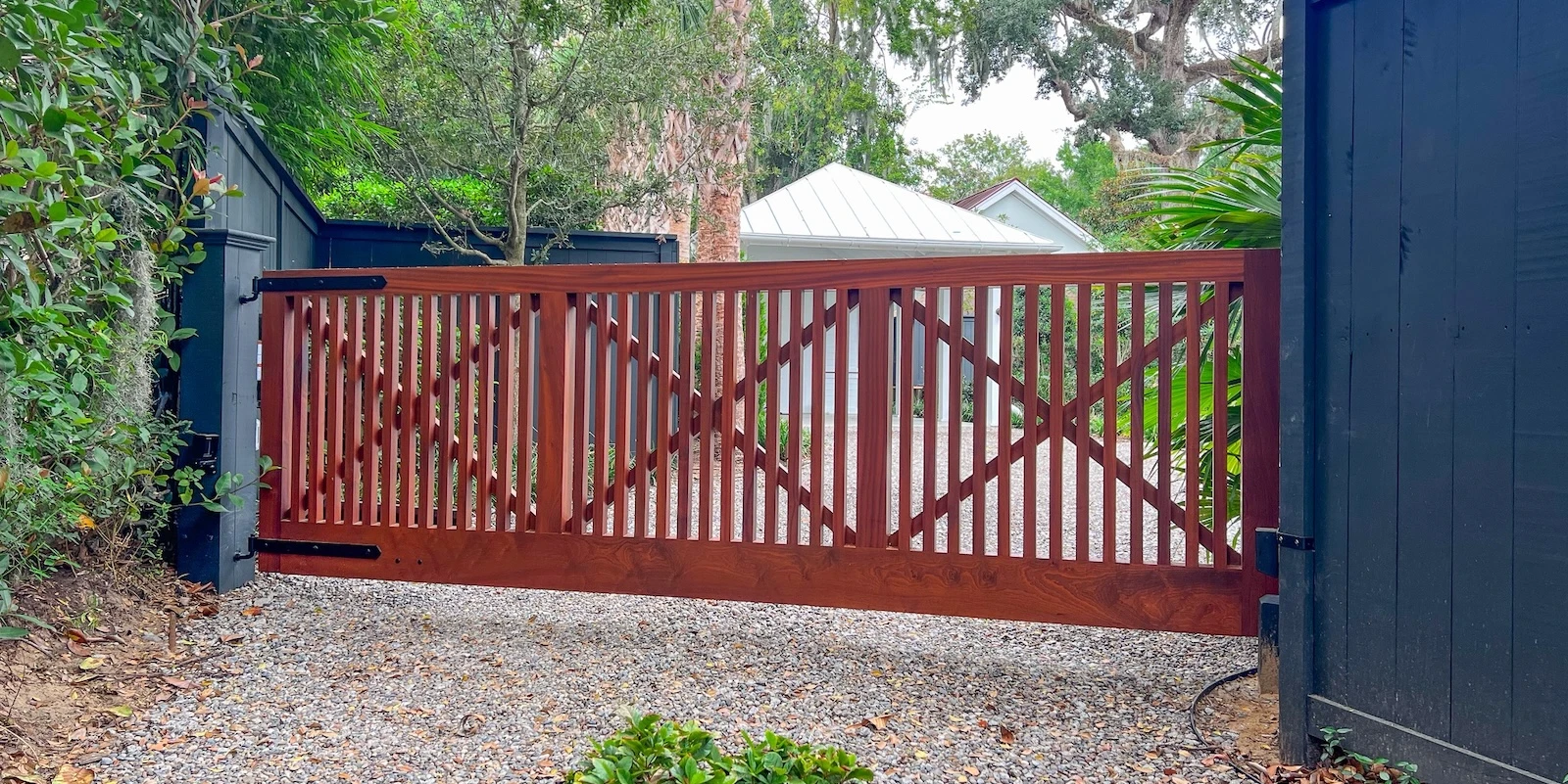 Discover the Perfect Fence for Your Charleston Home with FenceCraft